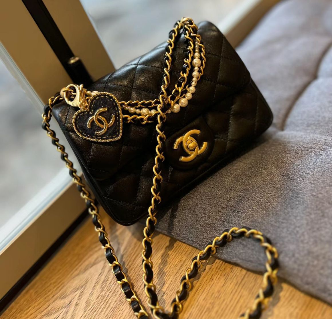 Buy First Copy Chanel Jumbo 2024 Edition Handbags