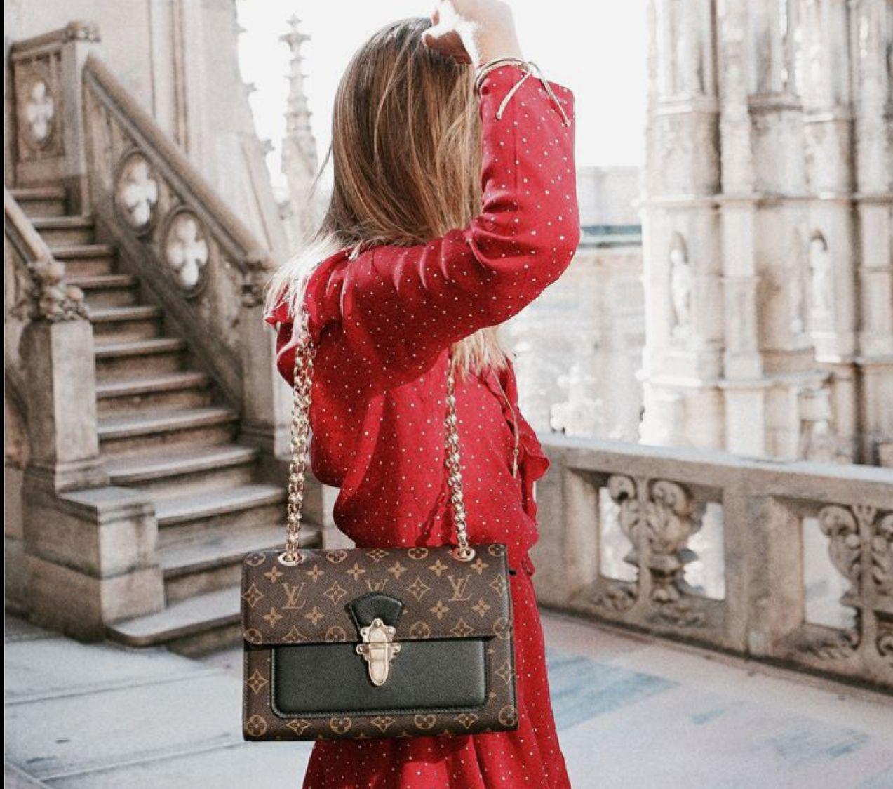 Buy First Copy Louis Vuitton Victoire Sling Bag