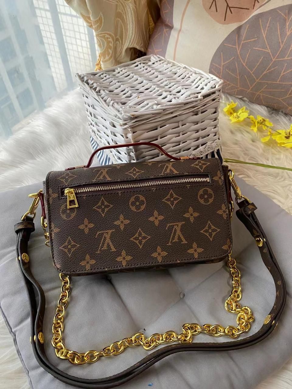 Buy First Copy Louis Vuitton Metis Pochette East West Shoulder Three Way Carry Bag
