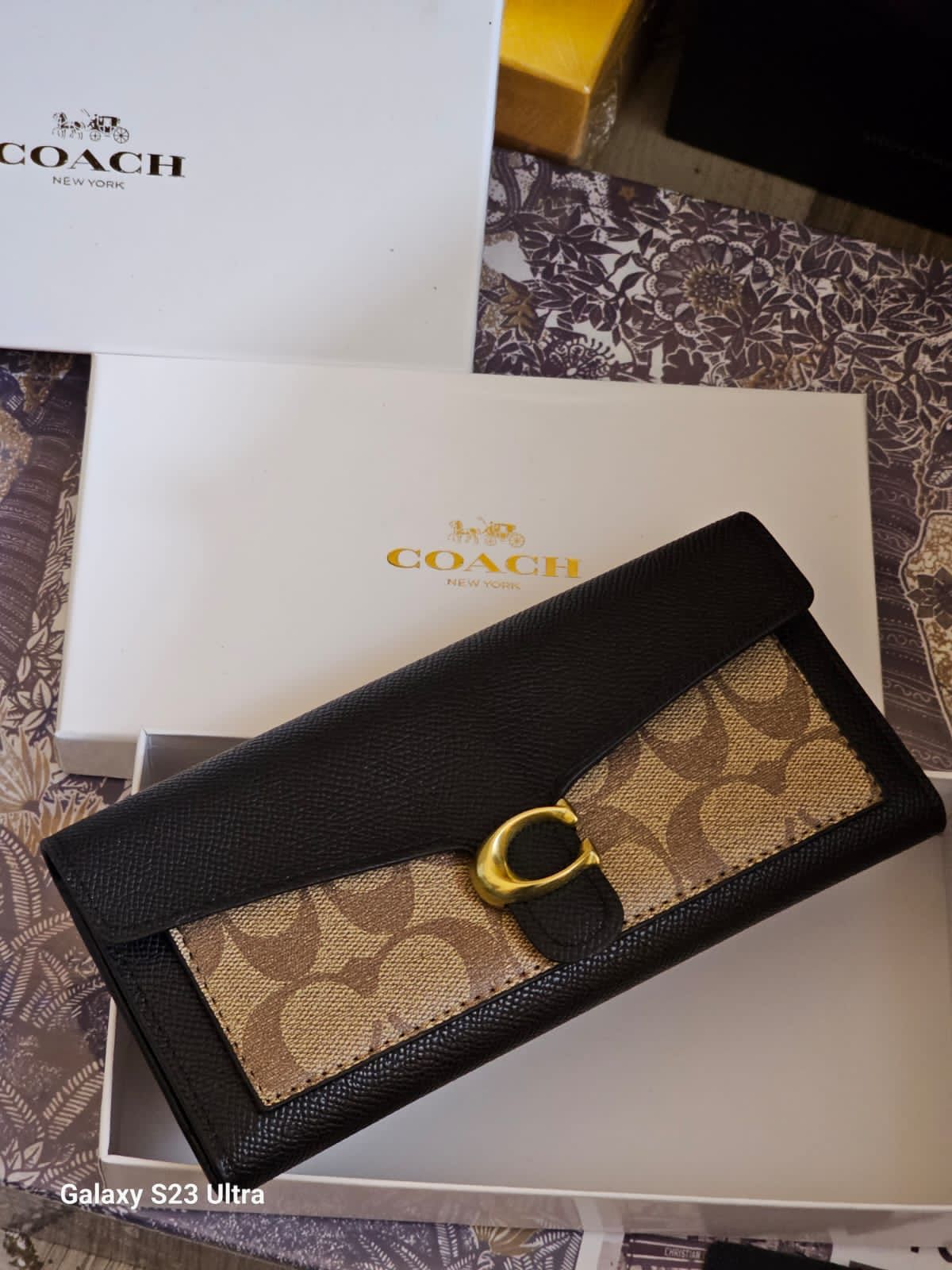 Buy First Copy Coach Tabby Wallet For Women