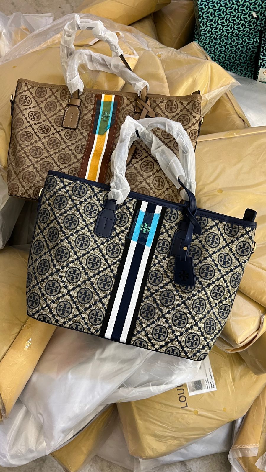 Buy First Copy Tory Burch Tote Women Bag - Master Quality 7A Mirror at Lowest Price Online India