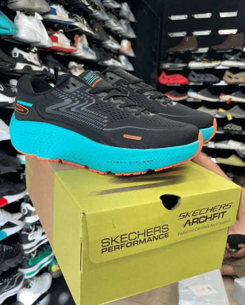 Buy First Copy Skechers Carbon Infused Max Road 6 - Master Quality 7A Mirror at Lowest Price Online India