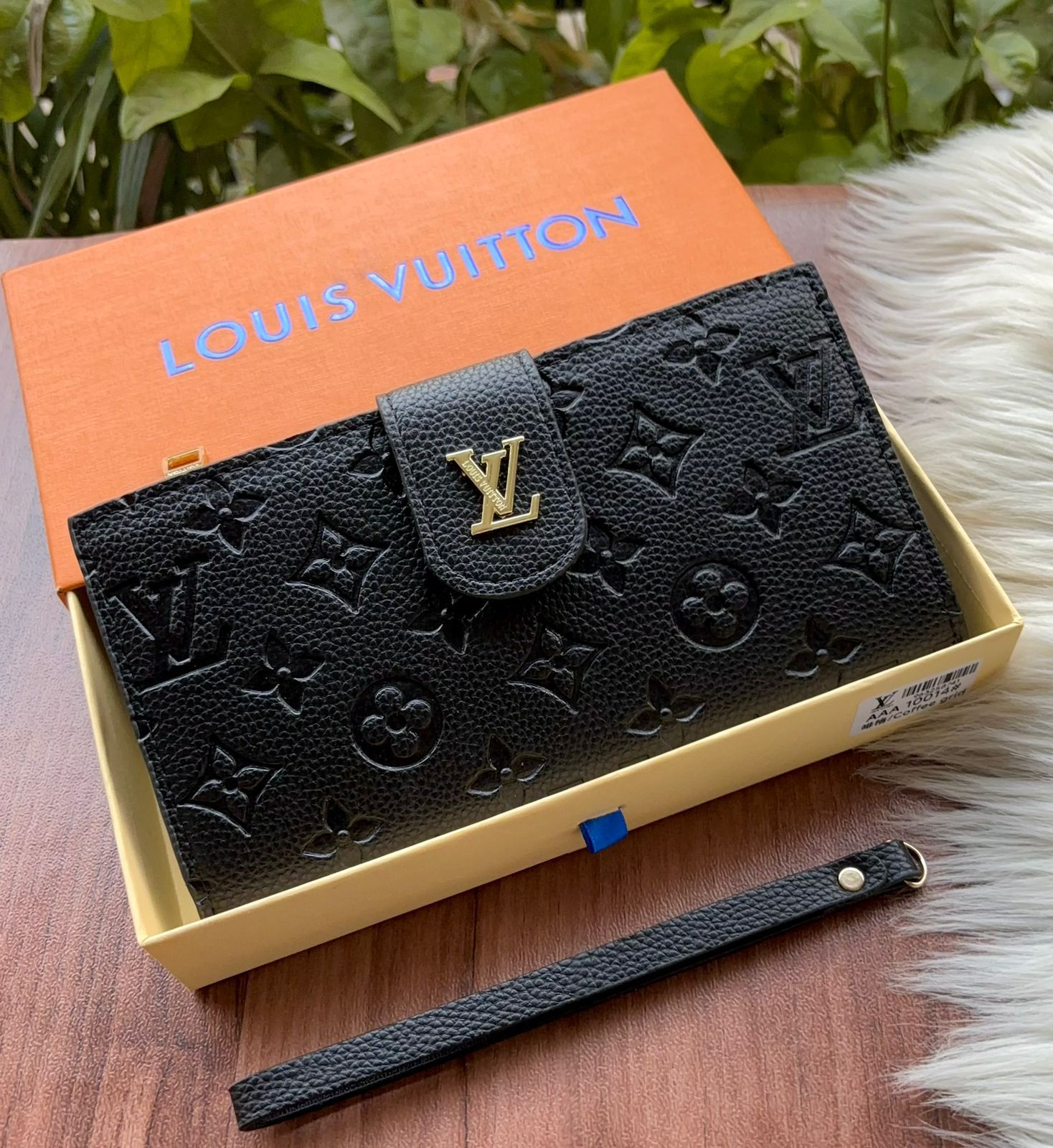 Buy First Copy Louis Vuitton Two Fold Book Wallet - Master Quality 7A Mirror at Lowest Price Online India