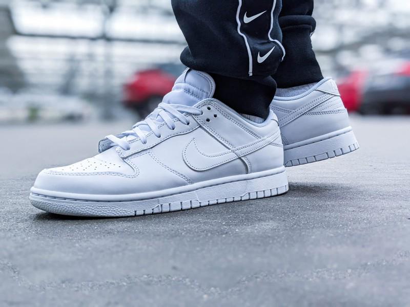 Buy First Copy Nike Sb Dunk - Master Quality 7A Mirror at Lowest Price Online India