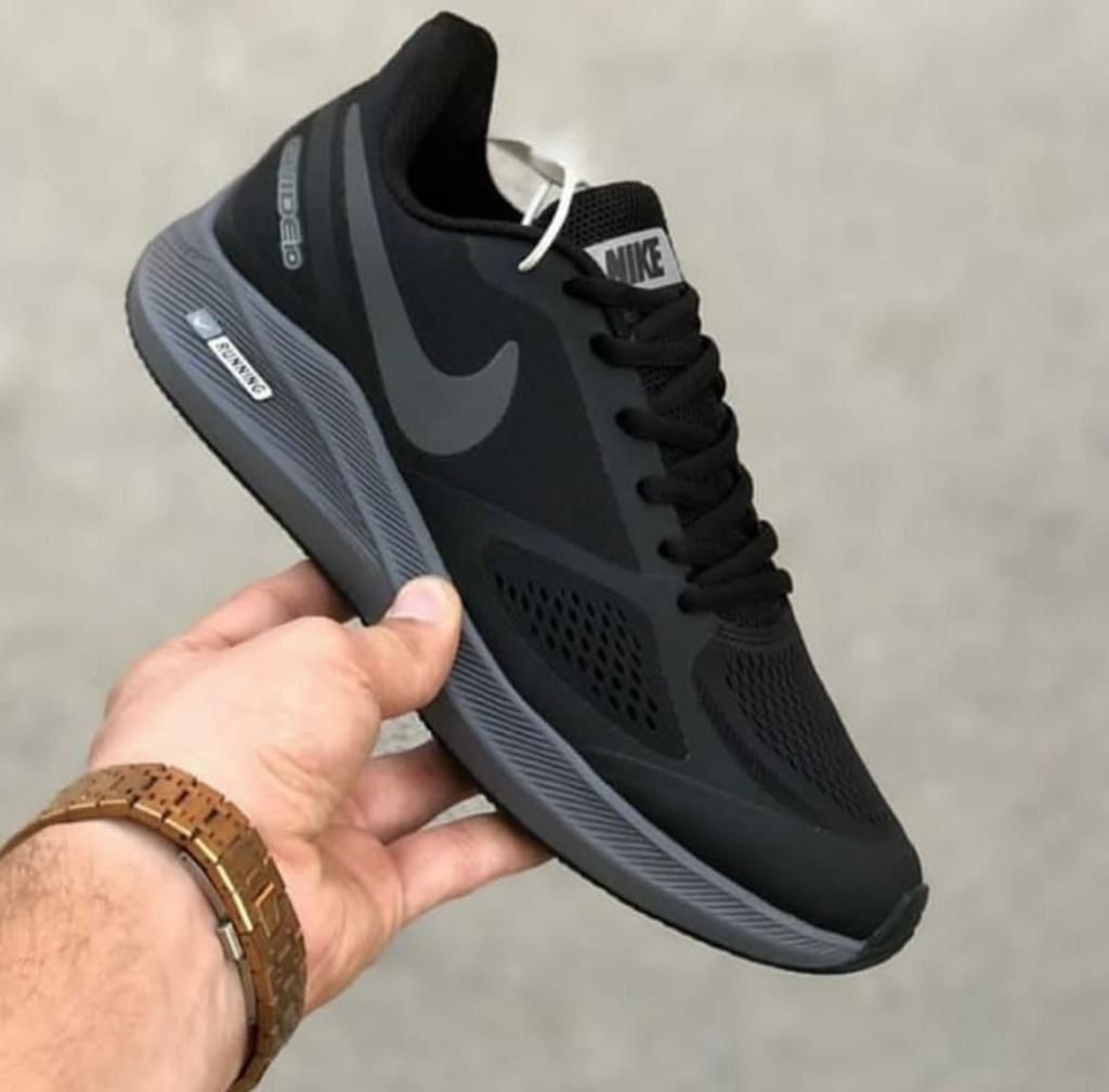 Buy First Copy Nike Zoom Guide 10 Running Shoes - Master Quality 7A Mirror at Lowest Price Online India