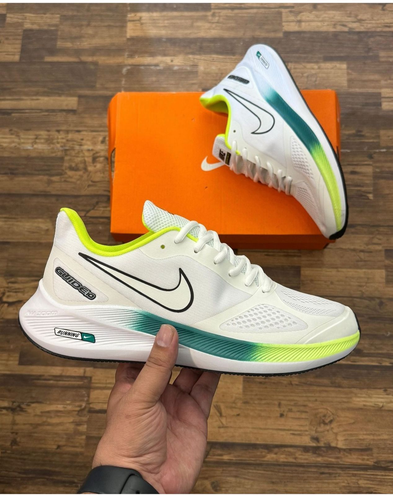 Buy First Copy Nike Zoom Guide 10 Running Shoes - Master Quality 7A Mirror at Lowest Price Online India
