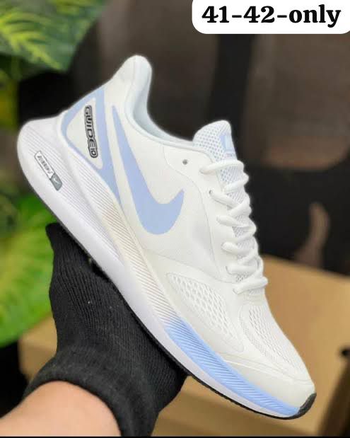 Buy First Copy Nike Zoom Guide 10 Running Shoes - Master Quality 7A Mirror at Lowest Price Online India