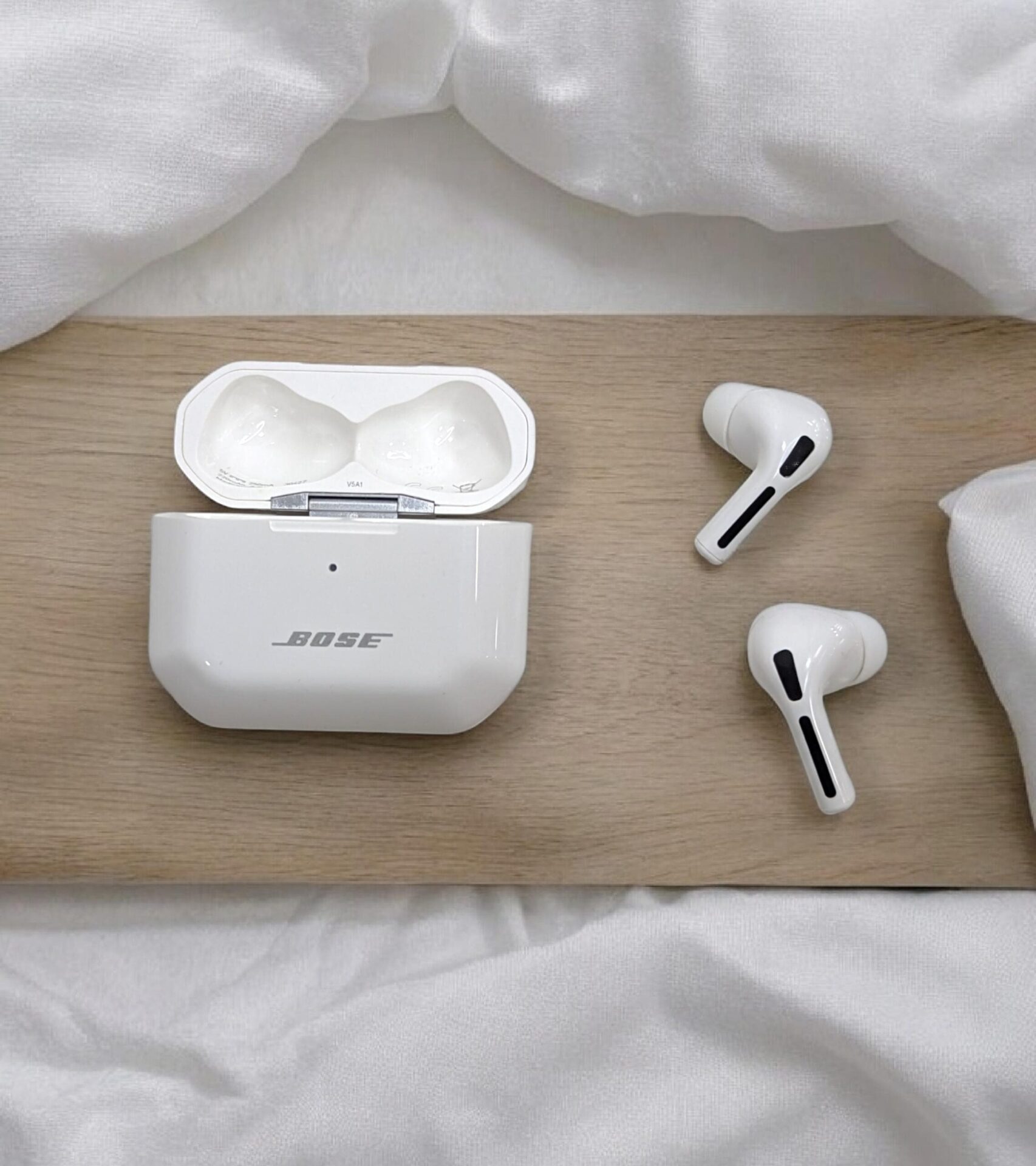 Buy First Copy Bose Quietcomfort Ultra Wireless Noise Cancelling Earbuds - Master Quality 7A Mirror at Lowest Price Online India