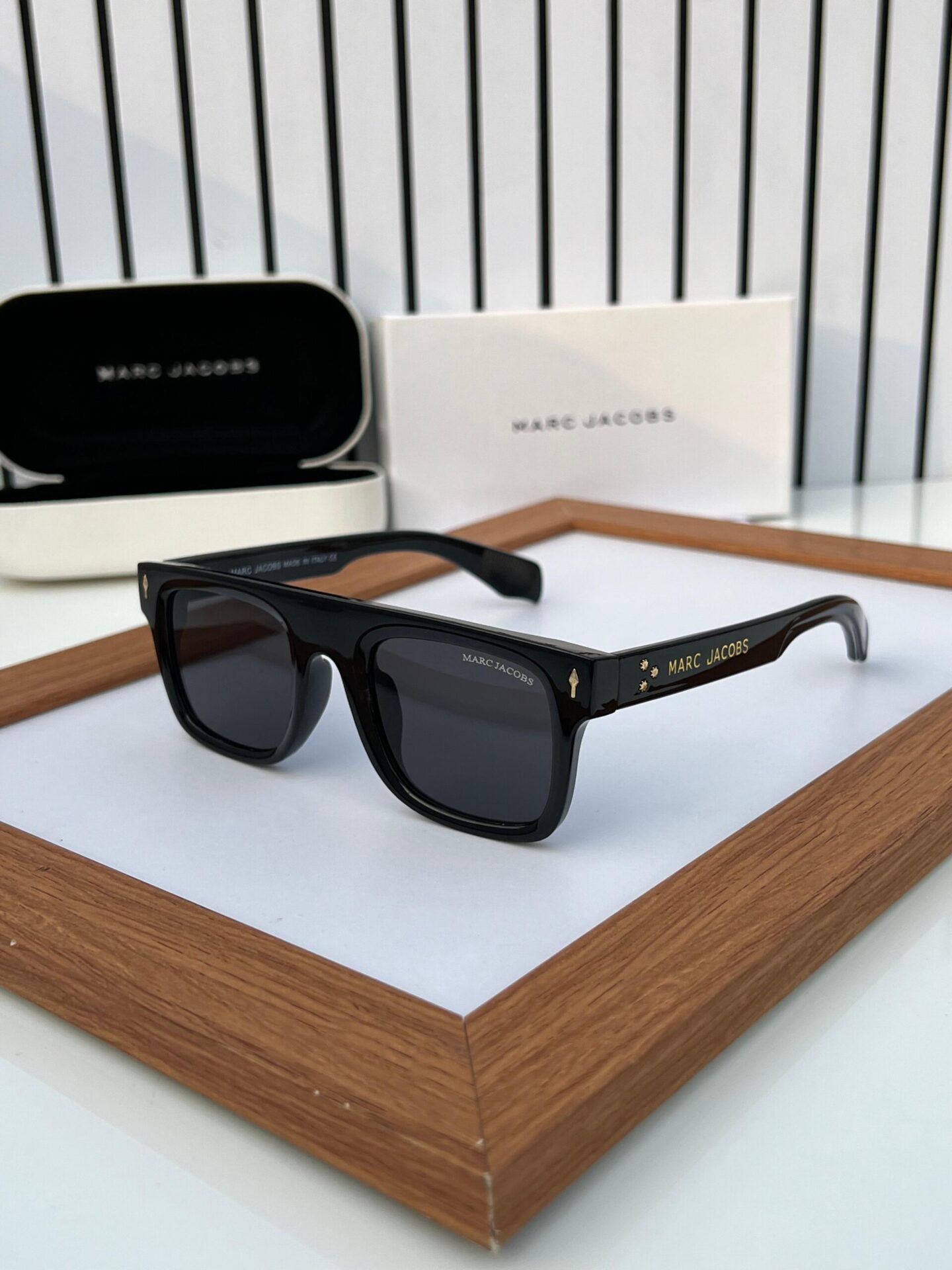 Buy First Copy Marc Jacobs Sunglasses For Men - Master Quality 7A Mirror at Lowest Price Online India