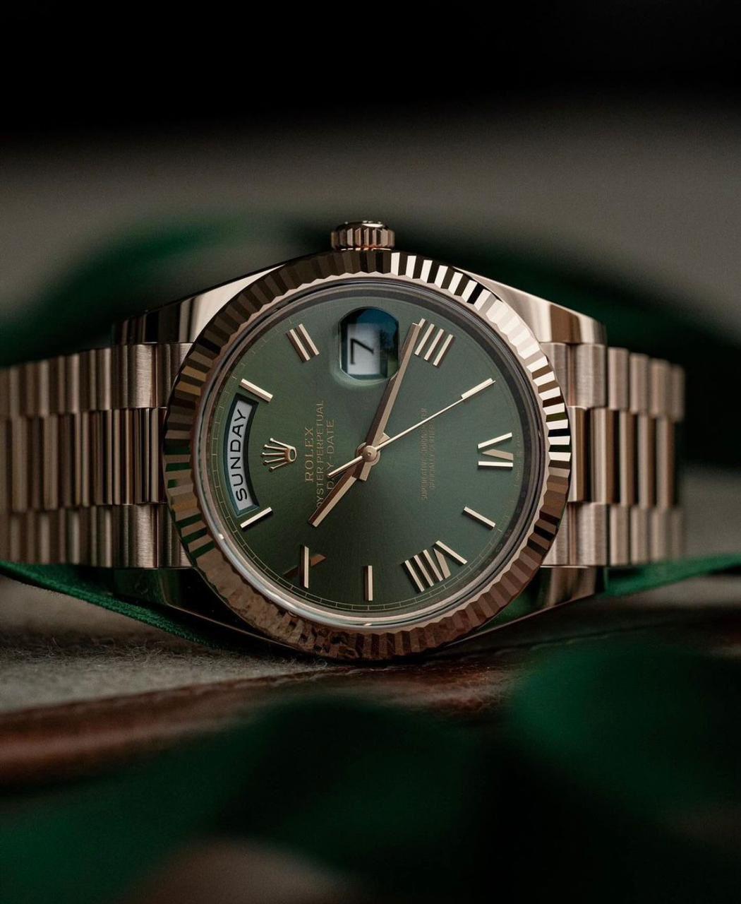 Buy First Copy Rolex Oyster Perpetual Day-date Automatic Men’s Watch 40mm Gold - Master Quality 7A Mirror at Lowest Price Online India