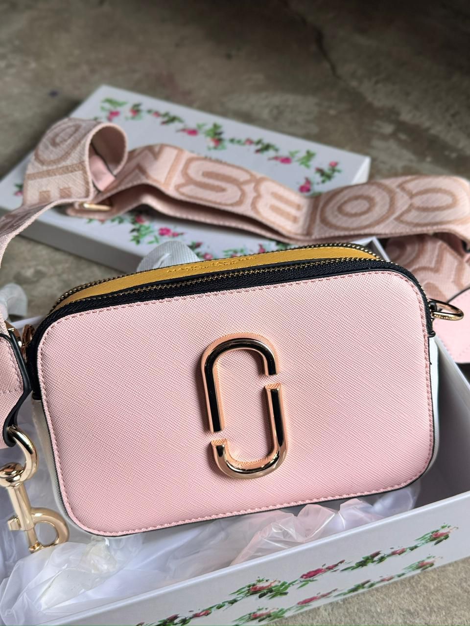 Buy First Copy Marc Jacobs Snapshot Camera Sling Bag - Master Quality 7A Mirror at Lowest Price Online India