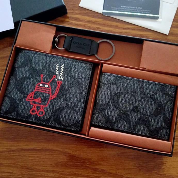 Buy First Copy Coach Men’s Wallets - Master Quality 7A Mirror at Lowest Price Online India