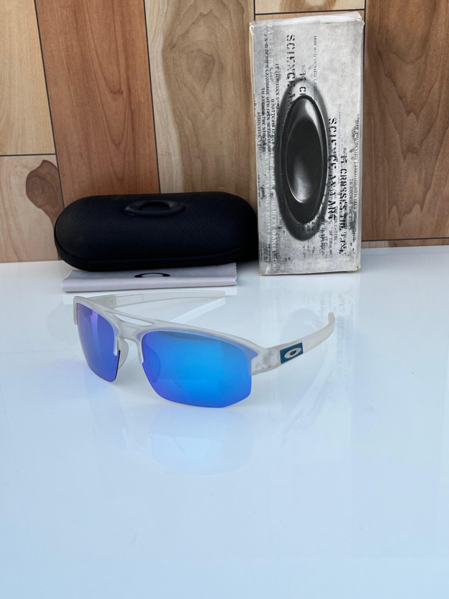 Buy First Copy Oakley Men’s Sunglasses - Master Quality 7A Mirror at Lowest Price Online India