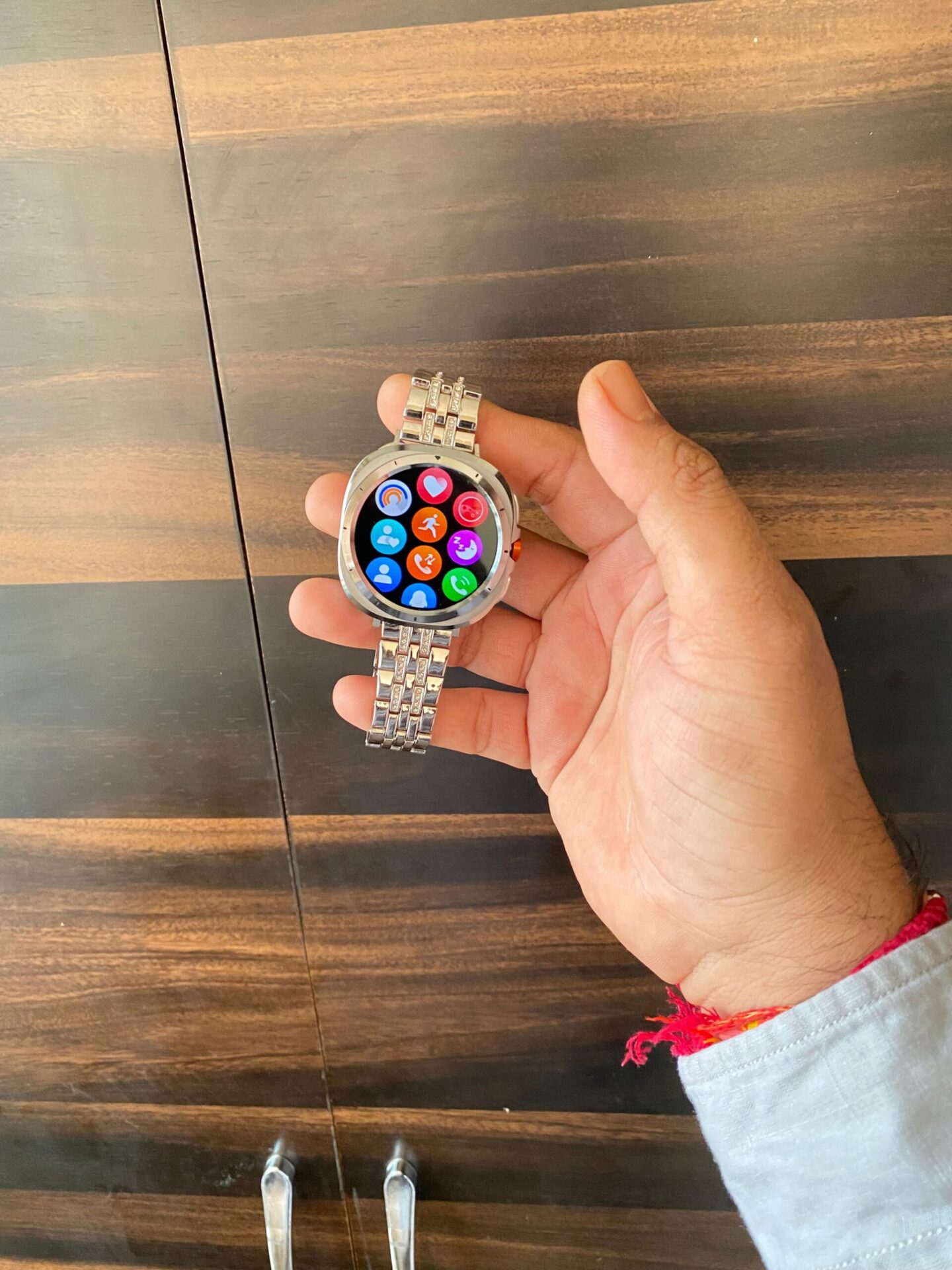 Buy First Copy Unknown Product – additional view showing authentic design. Cash on Delivery available, Free shipping across India, Pan India delivery