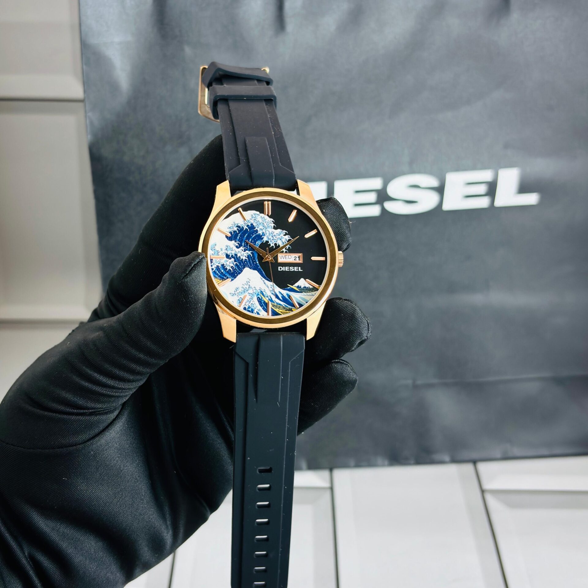 Buy First Copy Diesel Analog Quartz Silicone Strap Watch - Master Quality 7A Mirror at Lowest Price Online India