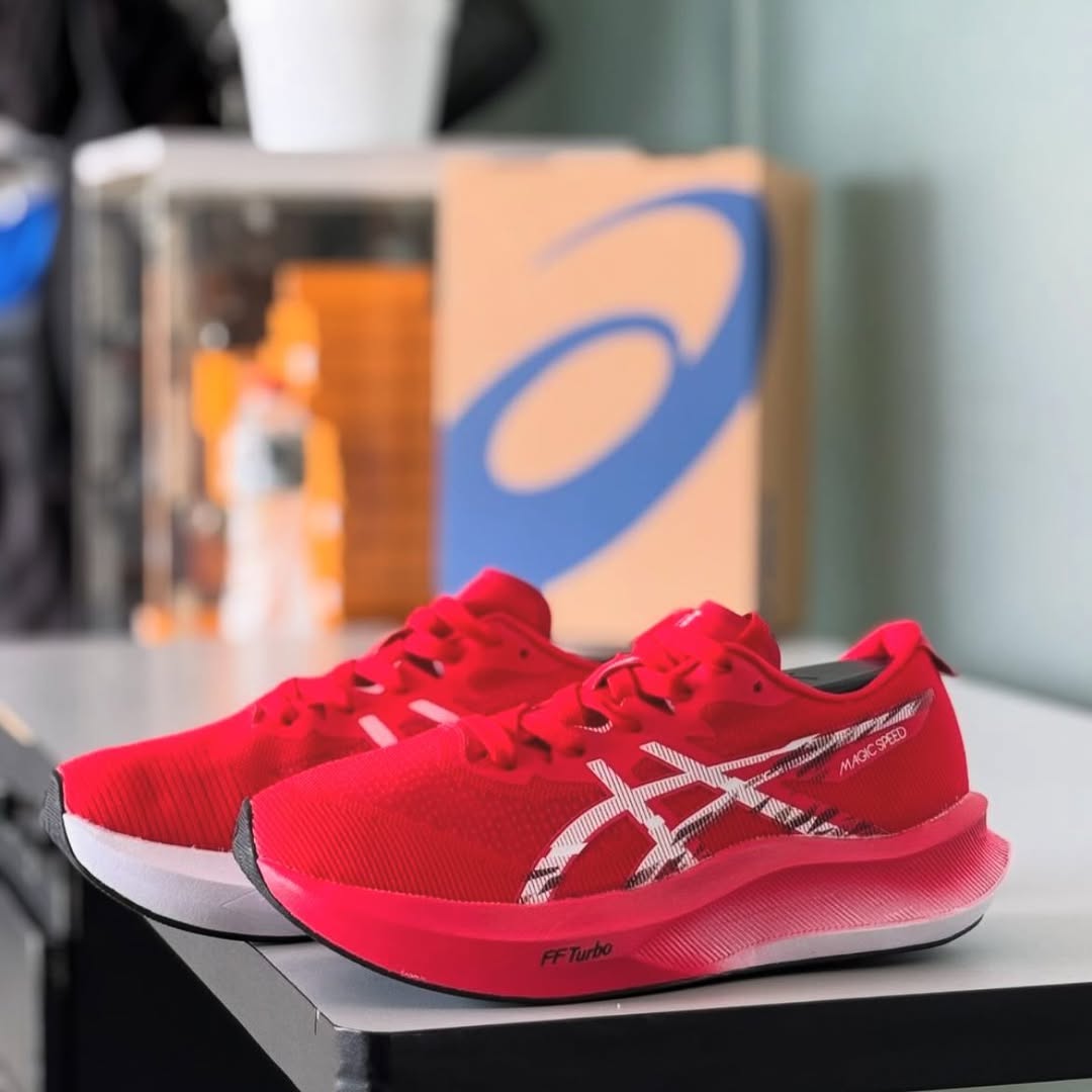 Buy First Copy Asics MetaSpeed Sky Running Shoes – Engineered for Speed - Master Quality 7A Mirror at Lowest Price Online India