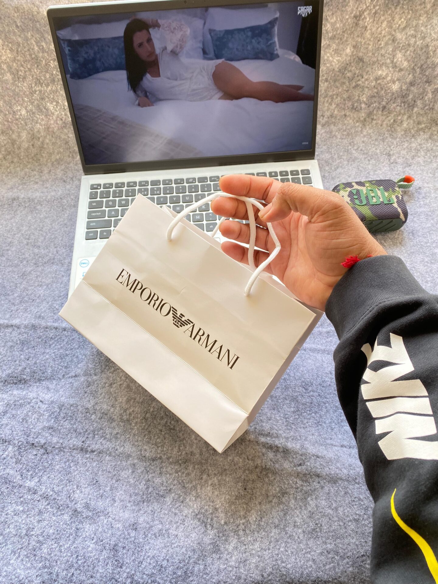 Buy First Copy Unknown Product – additional view showing authentic design. Cash on Delivery available, Free shipping across India, Pan India delivery