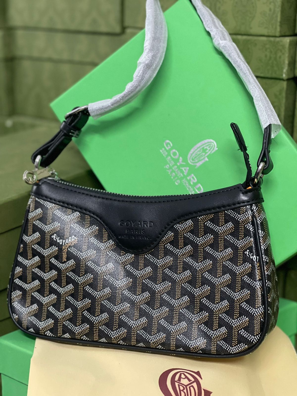Buy First Copy Goyard Shoulder Bag - Master Quality 7A Mirror at Lowest Price Online India