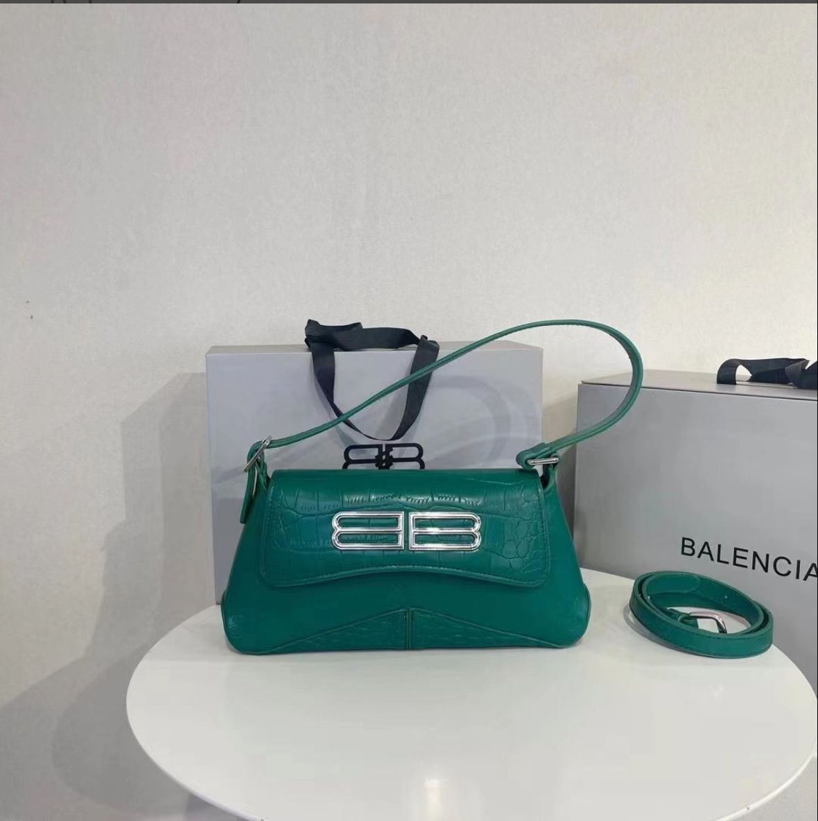 Buy First Copy Balenciaga Xx Flap Shoulder Bag - Master Quality 7A Mirror at Lowest Price Online India