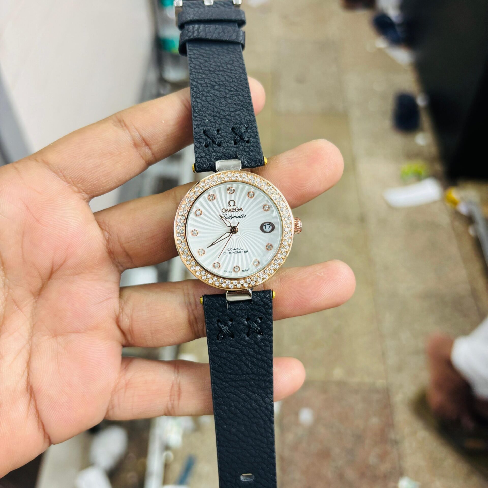 Buy First Copy Omega Ladies Leather Strap Quartz Watch - Master Quality 7A Mirror at Lowest Price Online India