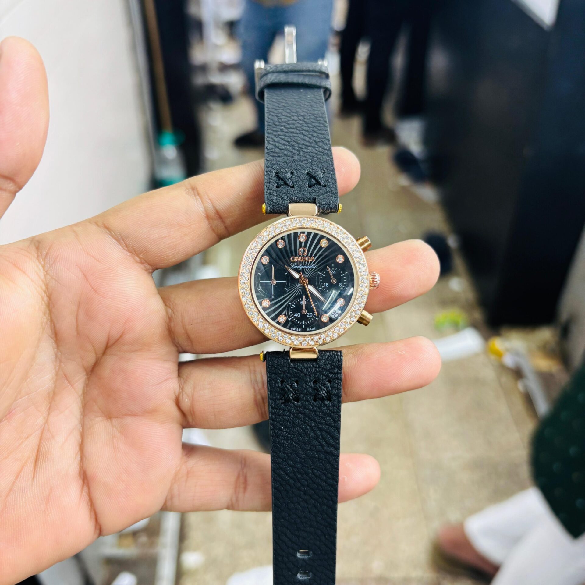 Buy First Copy Omega Ladies Leather Strap Quartz Watch - Master Quality 7A Mirror at Lowest Price Online India