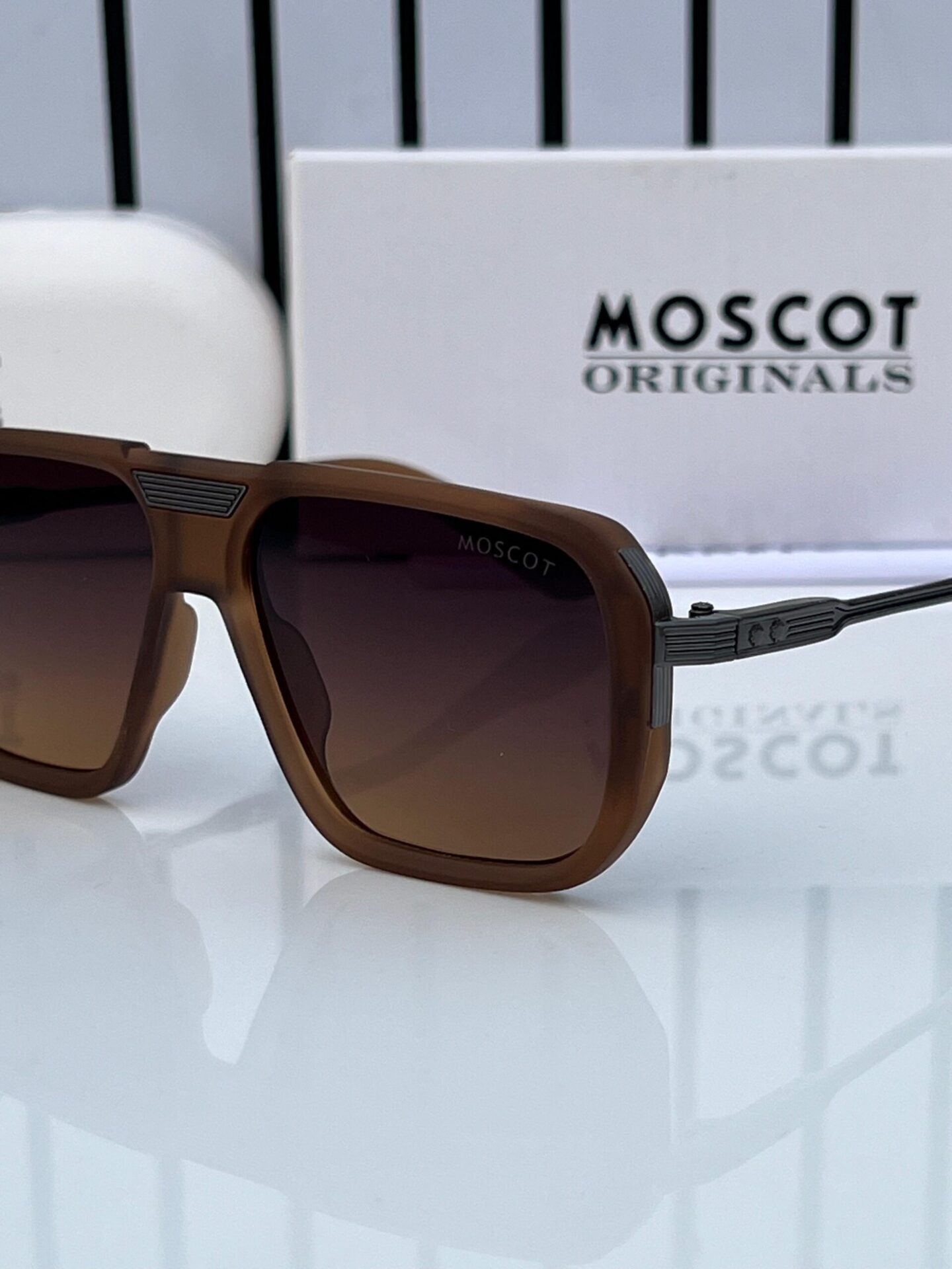 Buy First Copy Moscot Men’s Sunglasses - Master Quality 7A Mirror at Lowest Price Online India