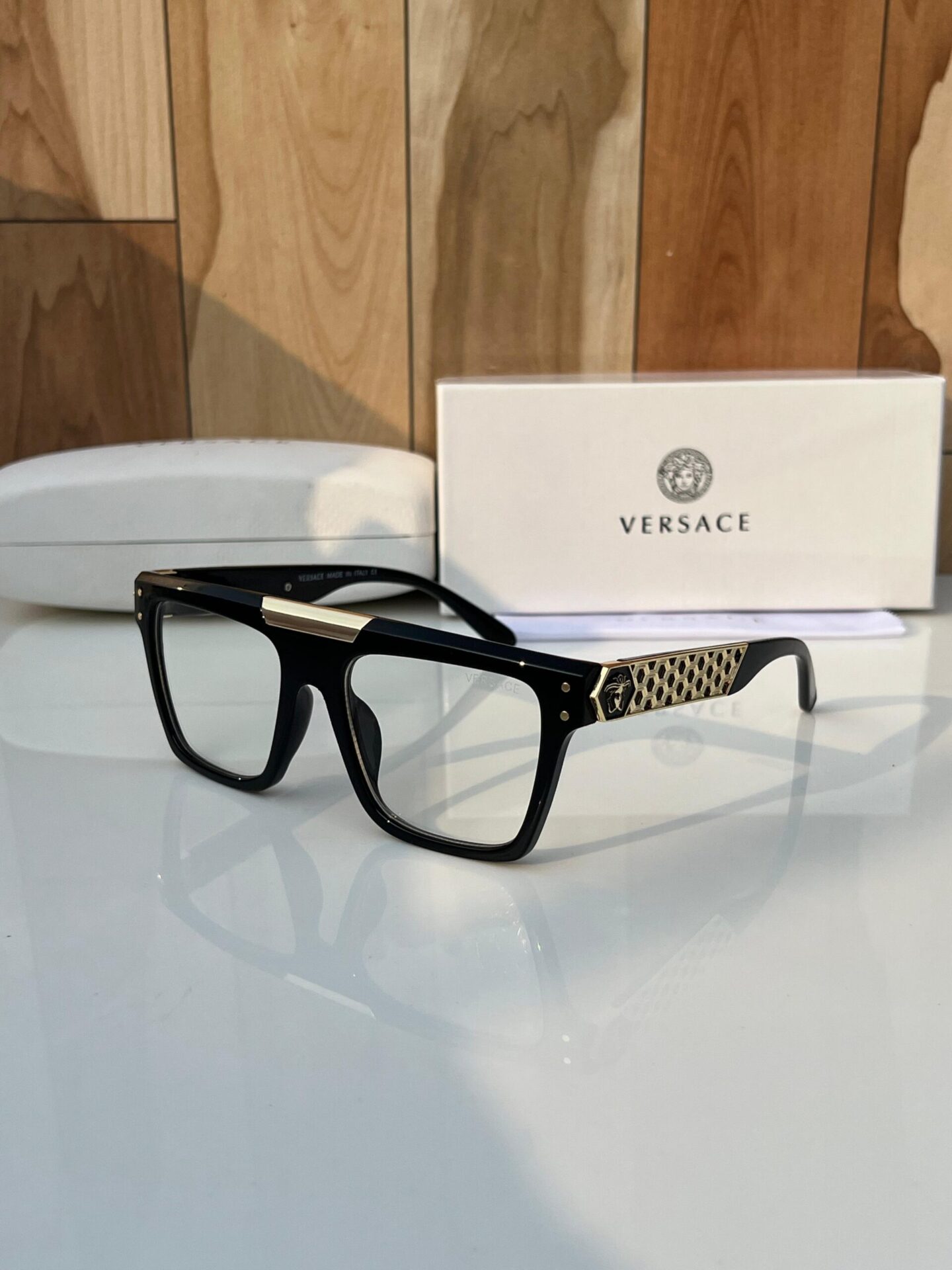 Buy First Copy Louis Vuitton Sunglasses For Men - Master Quality 7A Mirror at Lowest Price Online India