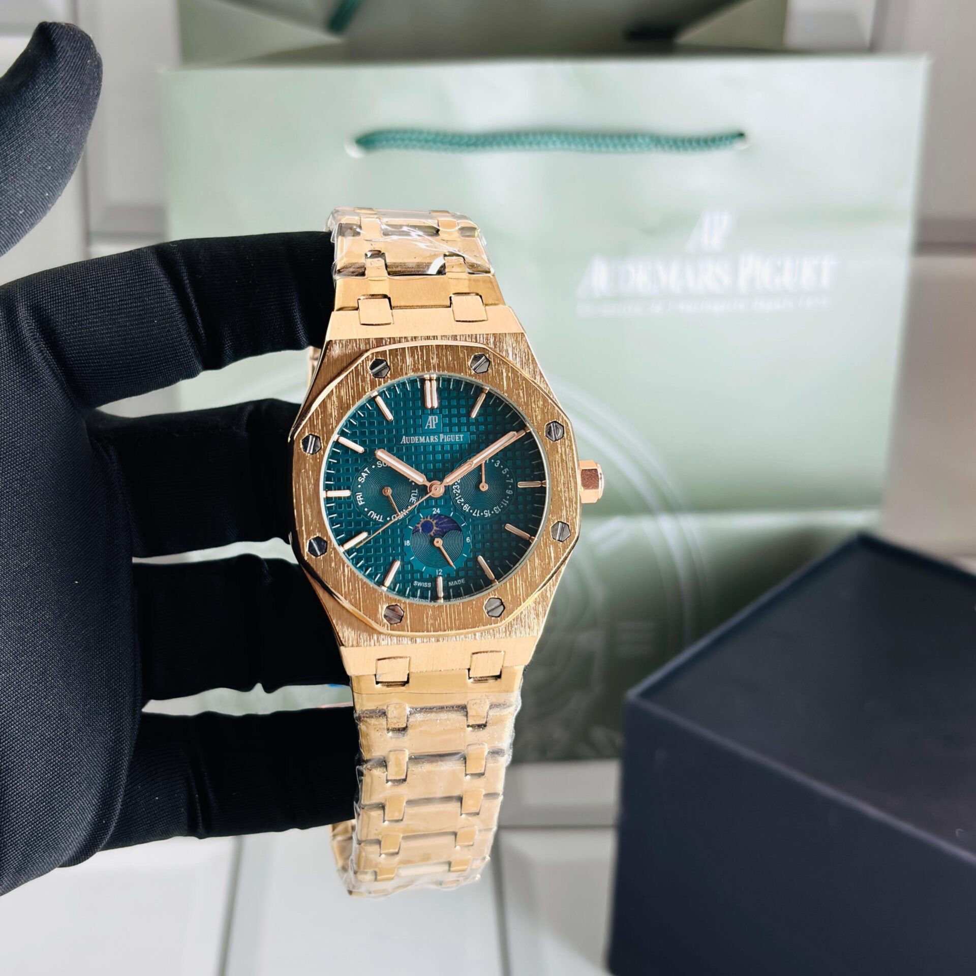 Buy First Copy Audemars Piguet Royal Oak Perpetual Calendar Men’s Watch 42mm - Master Quality 7A Mirror at Lowest Price Online India