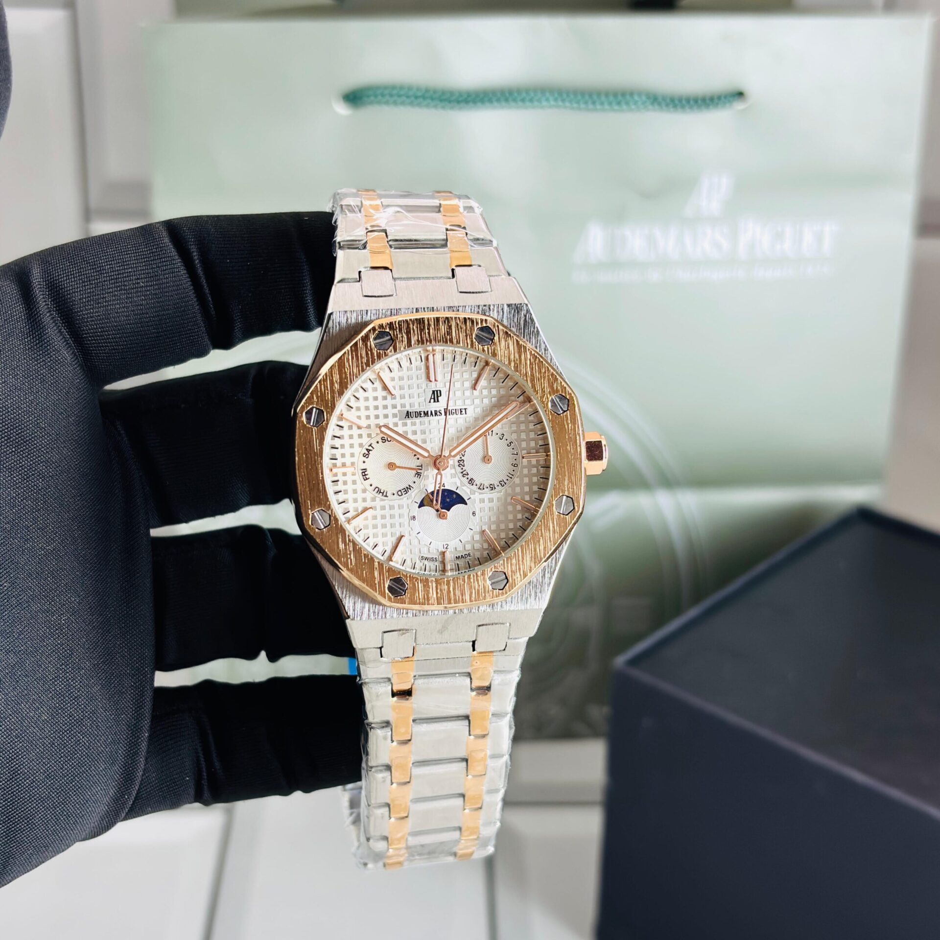 Buy First Copy Audemars Piguet Royal Oak Perpetual Calendar Men’s Watch 42mm - Master Quality 7A Mirror at Lowest Price Online India