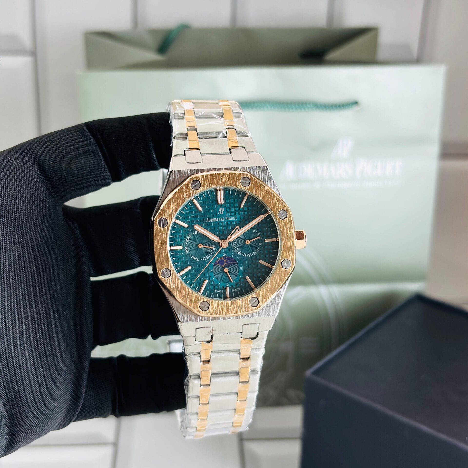 Buy First Copy Audemars Piguet Royal Oak Perpetual Calendar Men’s Watch 42mm - Master Quality 7A Mirror at Lowest Price Online India