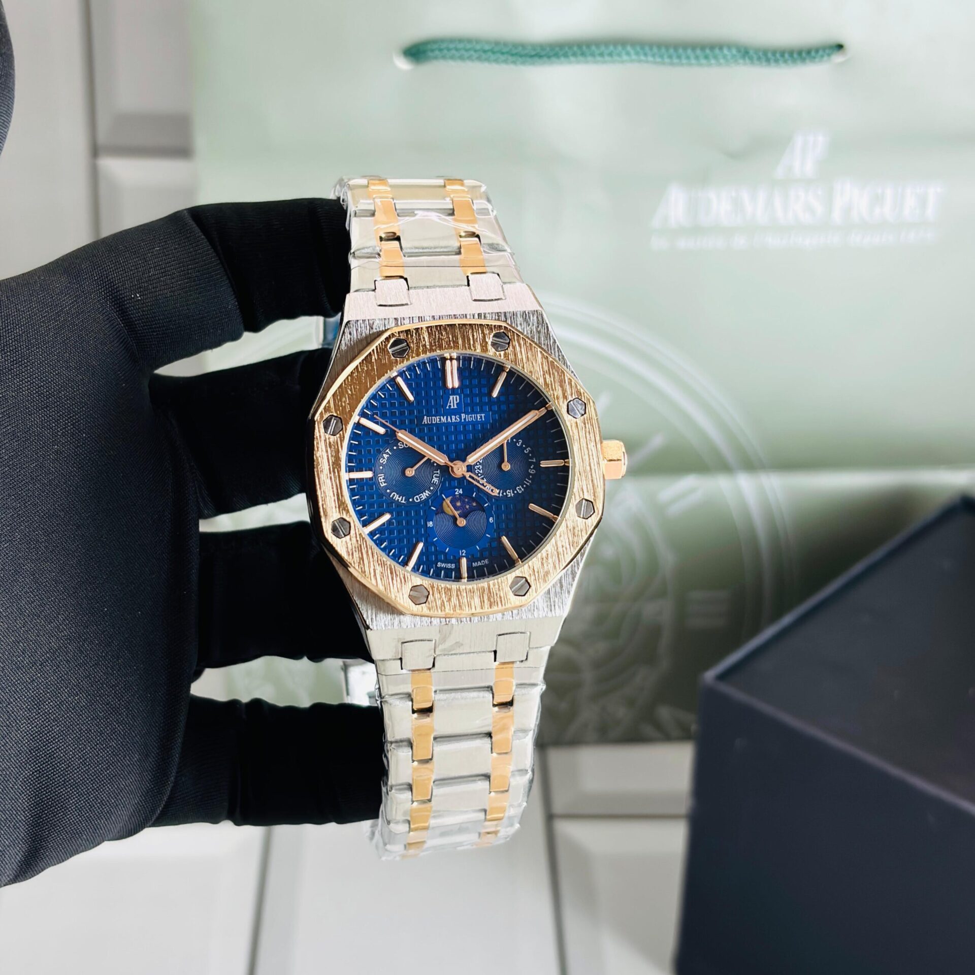 Buy First Copy Audemars Piguet Royal Oak Perpetual Calendar Men’s Watch 42mm - Master Quality 7A Mirror at Lowest Price Online India