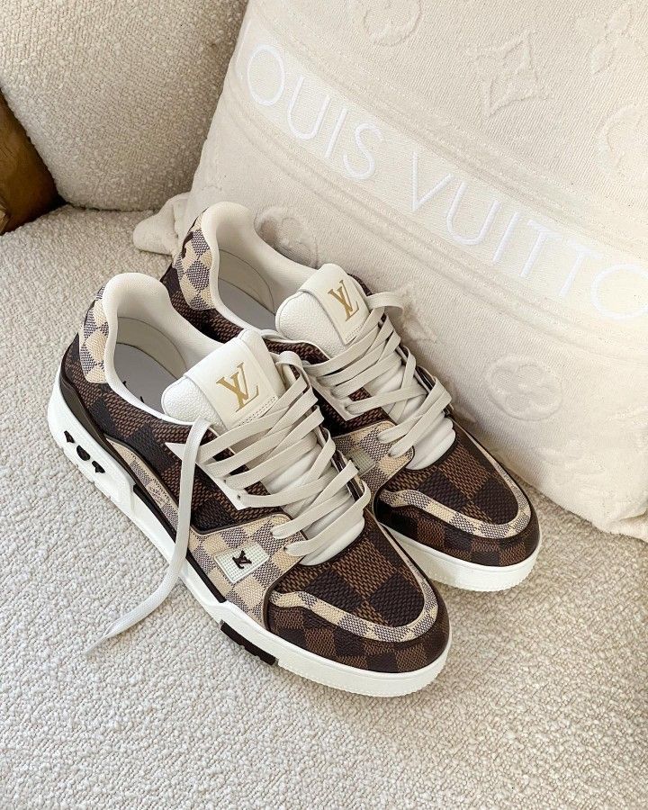 Buy First Copy Louis Vuitton men’s Sneakers - Master Quality 7A Mirror at Lowest Price Online India