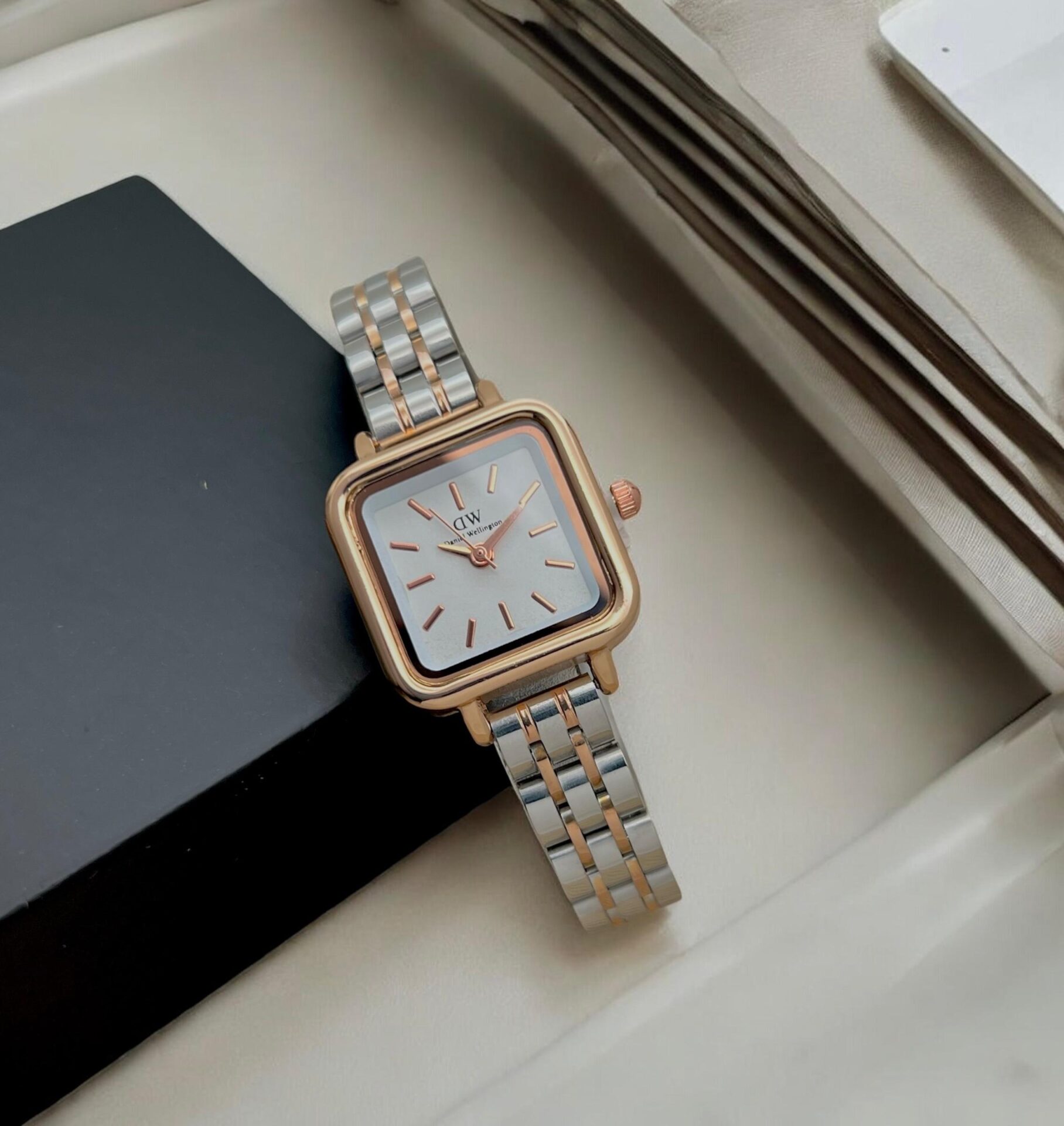 Buy First Copy Daniel Wellington DW Women Watches - Master Quality 7A Mirror at Lowest Price Online India