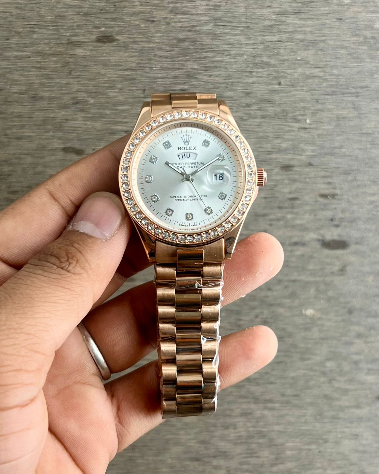 Buy First Copy Rolex Oyster Perpetual Day-date Men’s Watch - Master Quality 7A Mirror at Lowest Price Online India