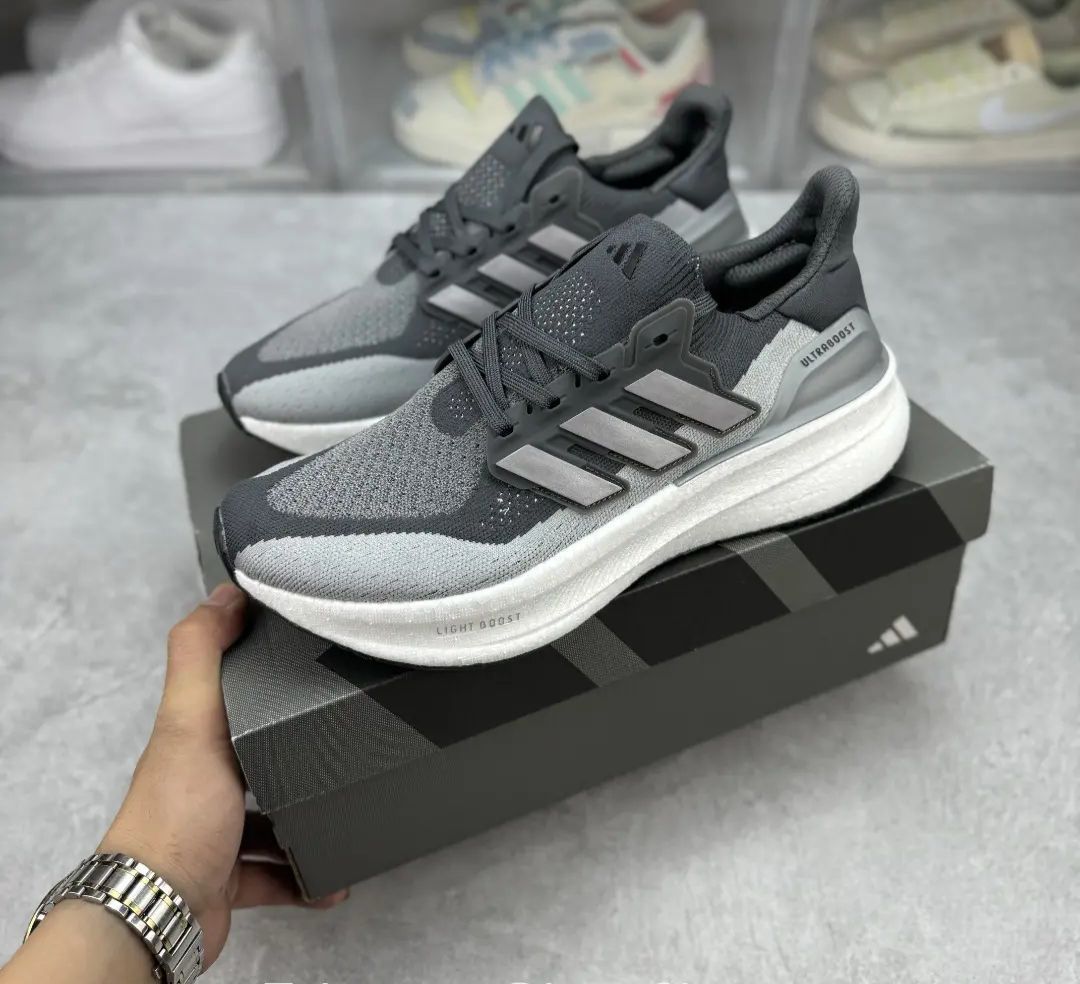 Buy First Copy Adidas Boost 2024 Running Shoes - Master Quality 7A Mirror at Lowest Price Online India