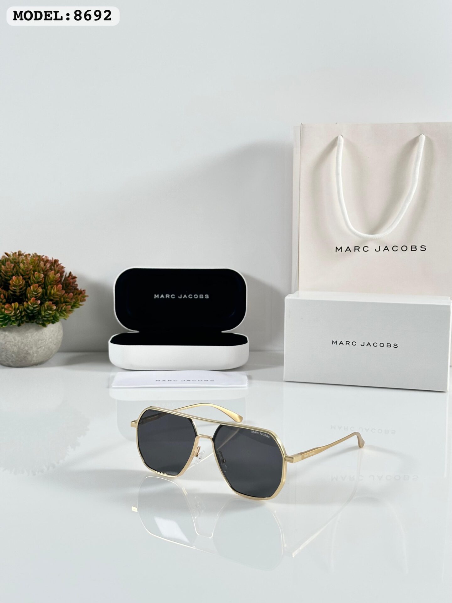 Buy First Copy Marc Jacobs 8692 Aviator Sunglasses - Master Quality 7A Mirror at Lowest Price Online India