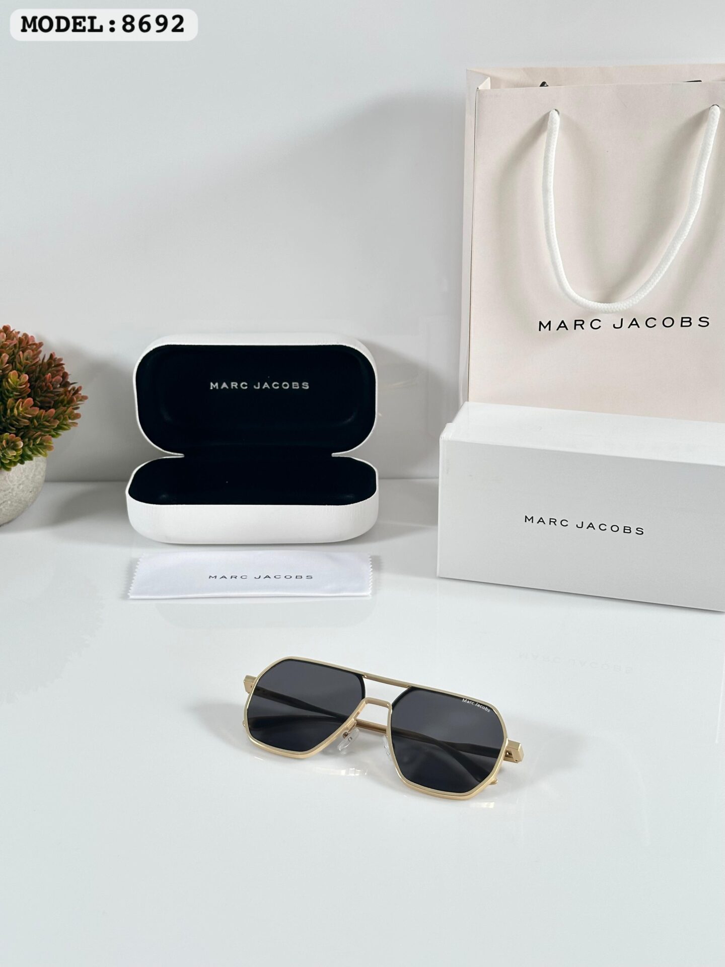 Buy First Copy Marc Jacobs 8692 Aviator Sunglasses - Master Quality 7A Mirror at Lowest Price Online India