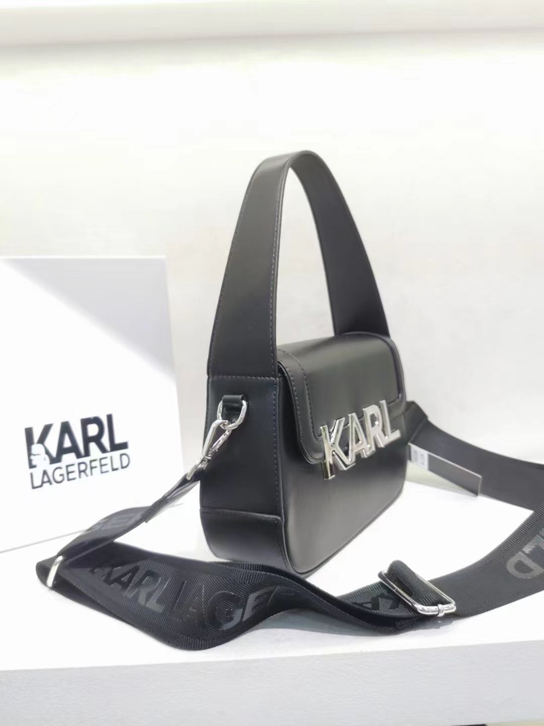 Buy First Copy Karl Lagerfeld Oberer Handgriff Bag - Master Quality 7A Mirror at Lowest Price Online India