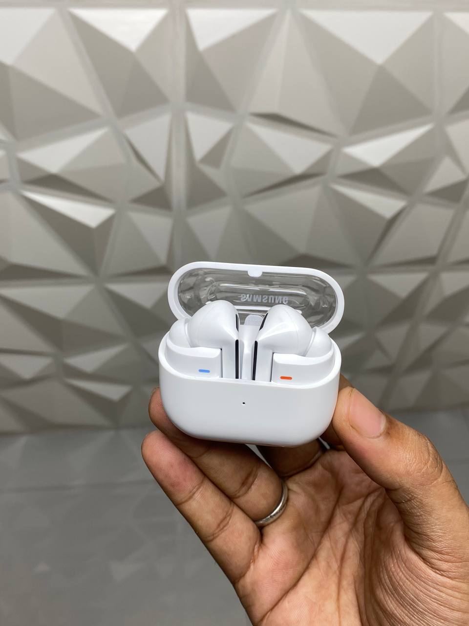 Buy First Copy Samsung Galaxy Buds 3 Pro - Master Quality 7A Mirror at Lowest Price Online India