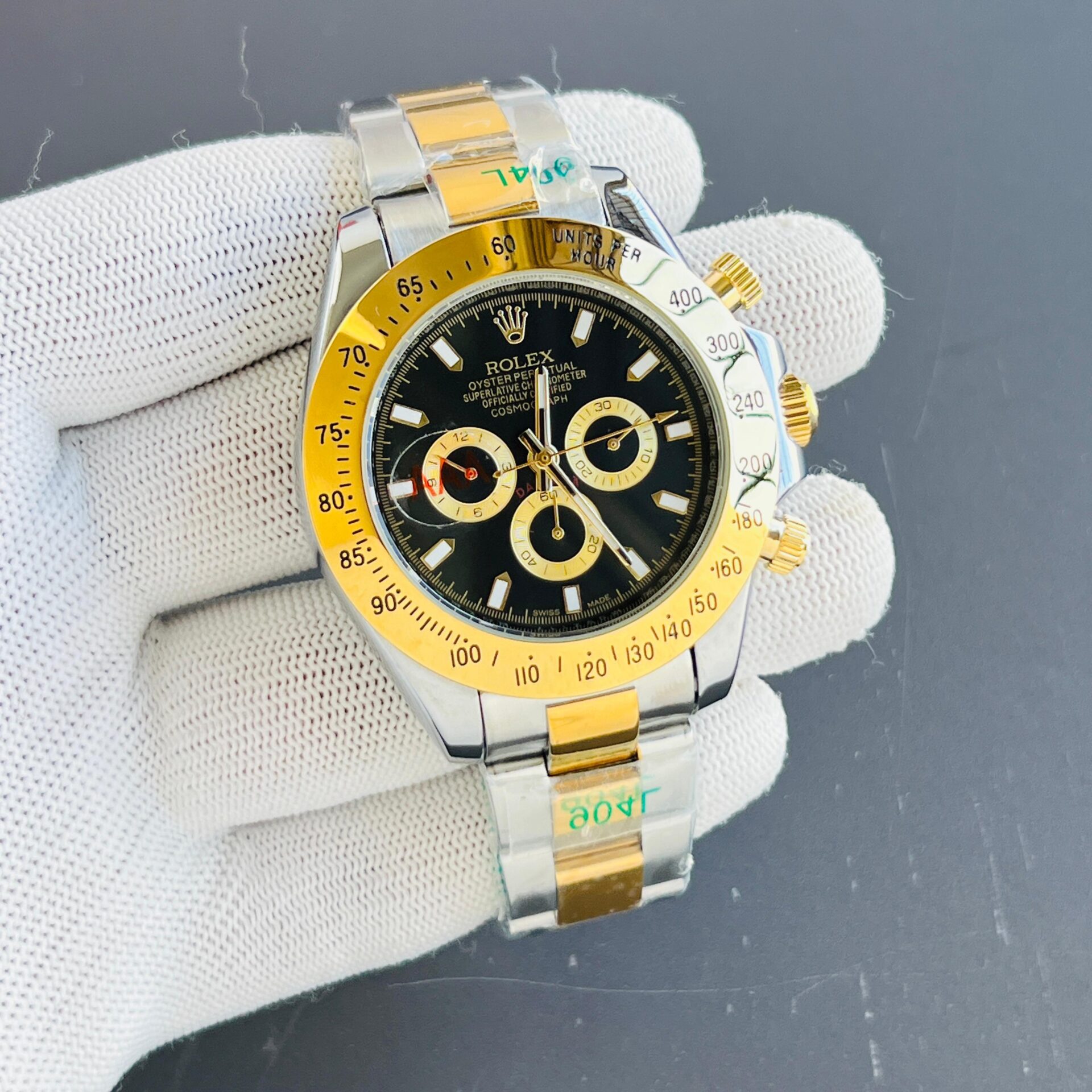 Buy First Copy Rolex Oyster Perpetual Cosmograph Daytona Men’s Watch - Master Quality 7A Mirror at Lowest Price Online India