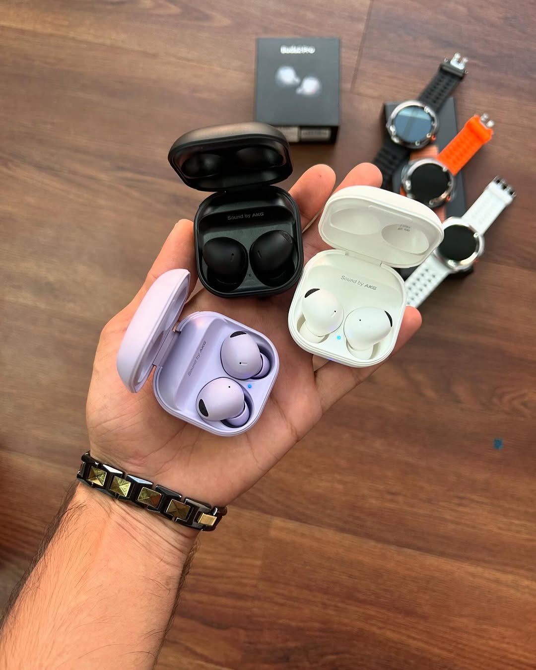 Buy First Copy Samsung Galaxy Watch Ultra & Galaxy Buds 2 Pro Combo - Master Quality 7A Mirror at Lowest Price Online India