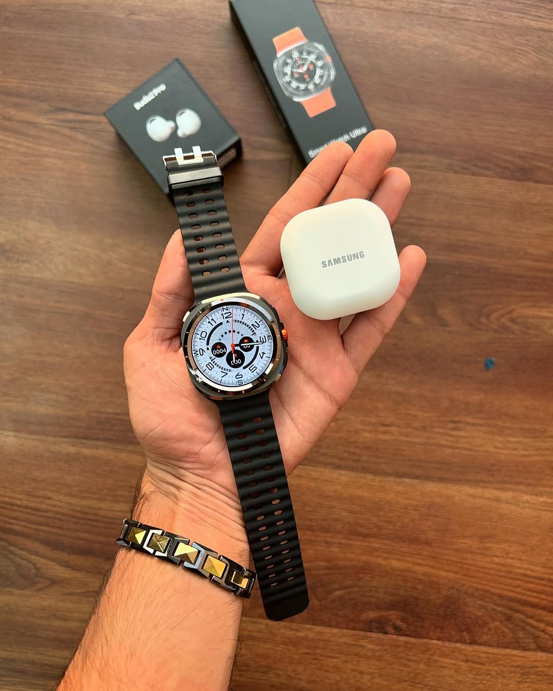 Buy First Copy Samsung Galaxy Watch Ultra & Galaxy Buds 2 Pro Combo - Master Quality 7A Mirror at Lowest Price Online India