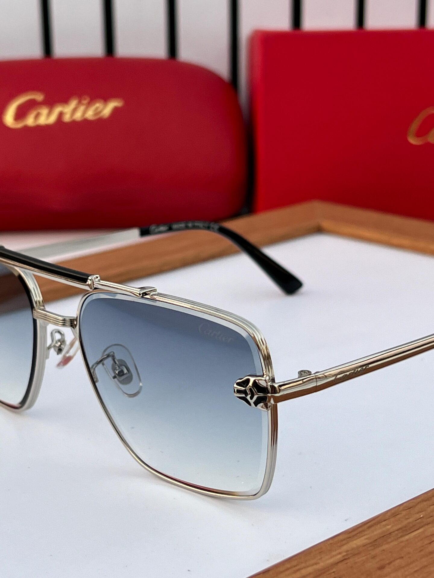 Buy First Copy Cartier Santos Sunglasses - Master Quality 7A Mirror at Lowest Price Online India