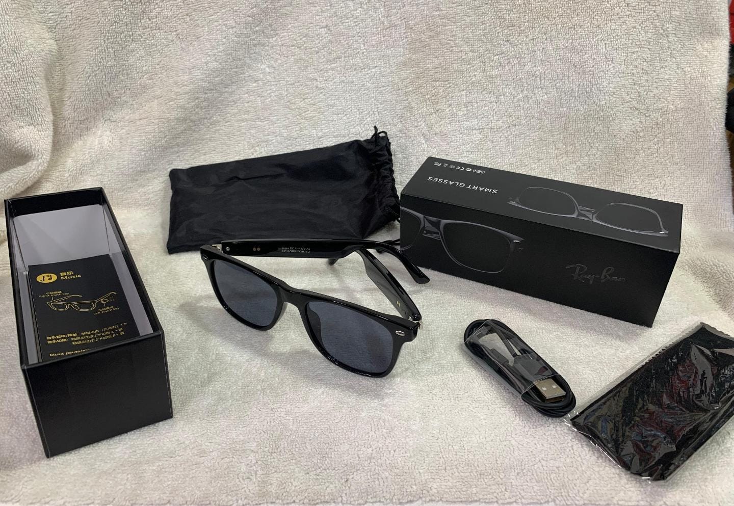 Buy First Copy Unknown Product – additional view showing authentic design. Cash on Delivery available, Free shipping across India, Pan India delivery