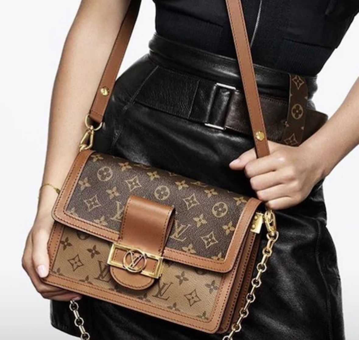 Buy First Copy Louis Vuitton Dauphine MM Monogram Canvas Shoulder Bag - Master Quality 7A Mirror at Lowest Price Online India