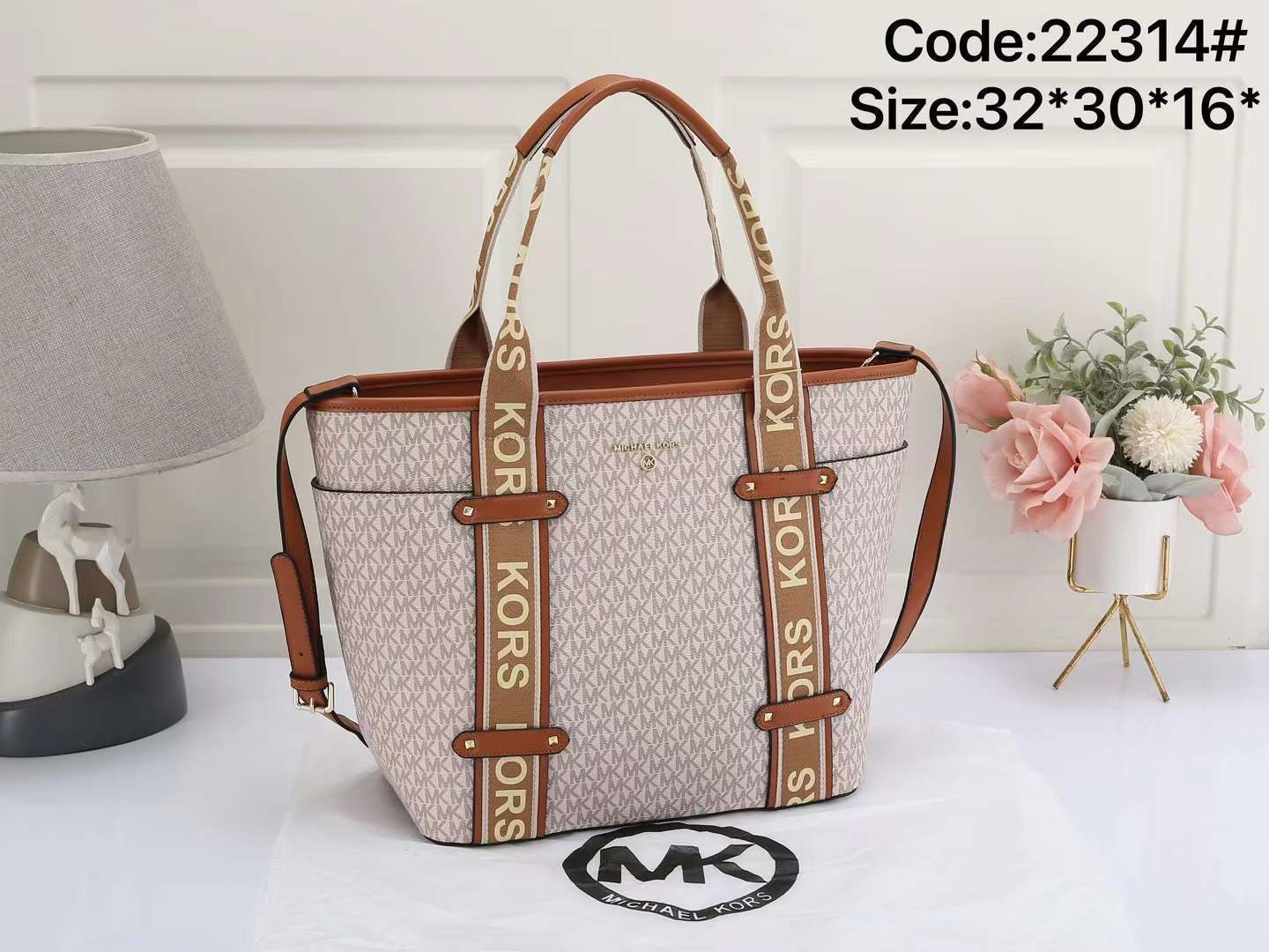 Buy First Copy Michael Kors Maeve Signature Tote Bag - Master Quality 7A Mirror at Lowest Price Online India