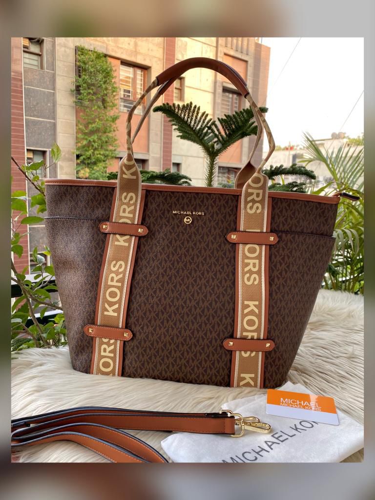 Buy First Copy Michael Kors Maeve Signature Tote Bag - Master Quality 7A Mirror at Lowest Price Online India