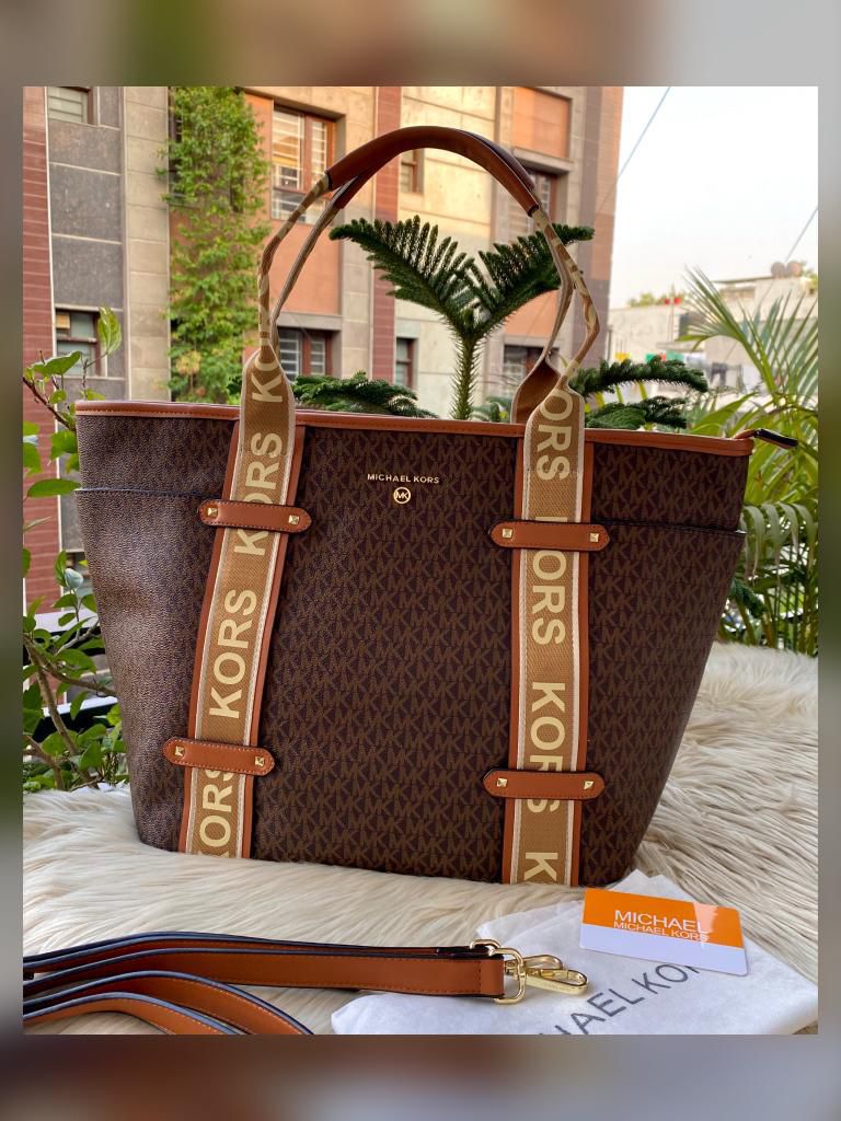 Buy First Copy Michael Kors Maeve Signature Tote Bag - Master Quality 7A Mirror at Lowest Price Online India