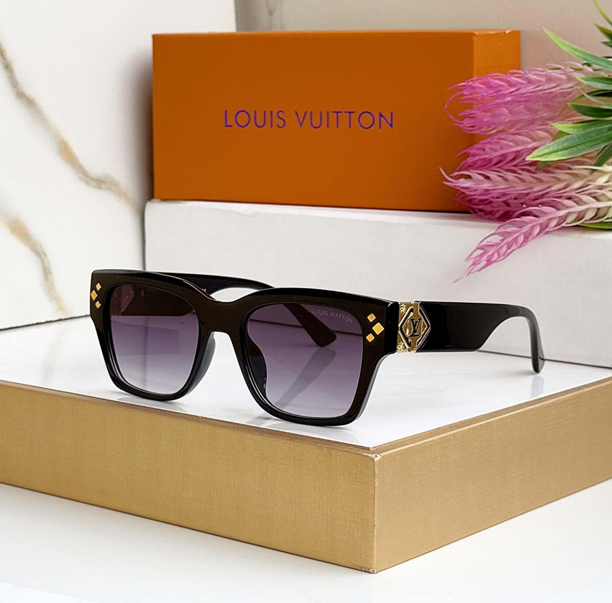 Buy First Copy Unknown Product – additional view showing authentic design. Cash on Delivery available, Free shipping across India, Pan India delivery