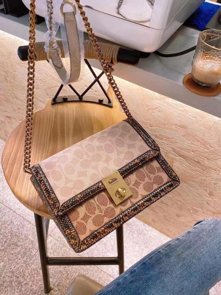 Buy First Copy Unknown Product – additional view showing authentic design. Cash on Delivery available, Free shipping across India, Pan India delivery